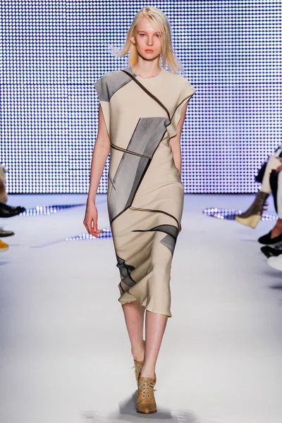 Look 44